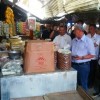 Bupati Kuningan saat sidak ke Pasat Kepuh, Kuningan.